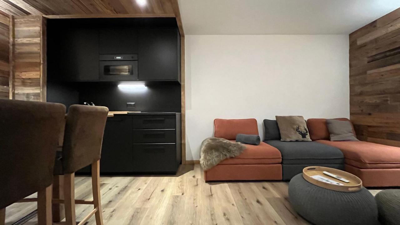 Les Cerfs - Appartement & Studio - Anzère Exteriör bild