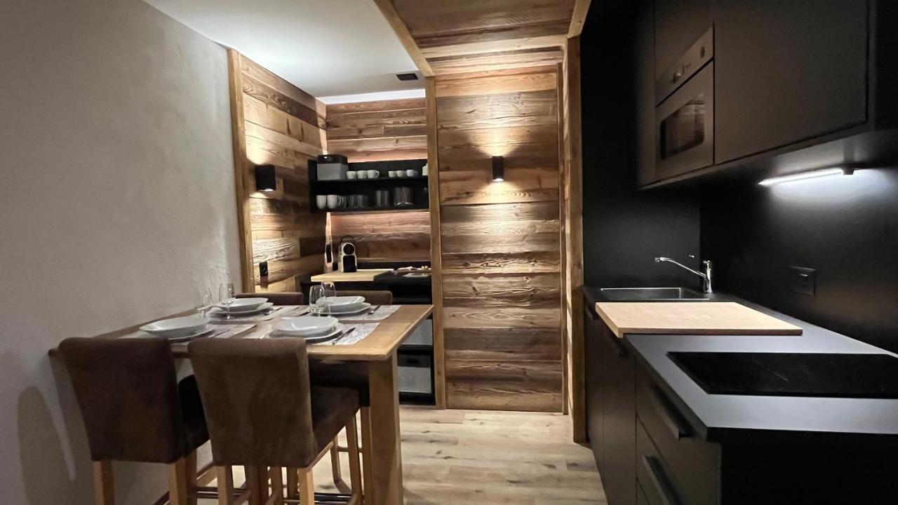 Les Cerfs - Appartement & Studio - Anzère Exteriör bild