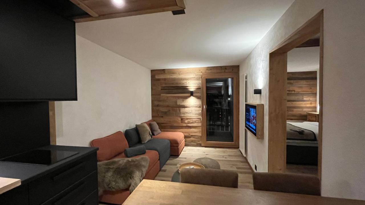 Les Cerfs - Appartement & Studio - Anzère Exteriör bild