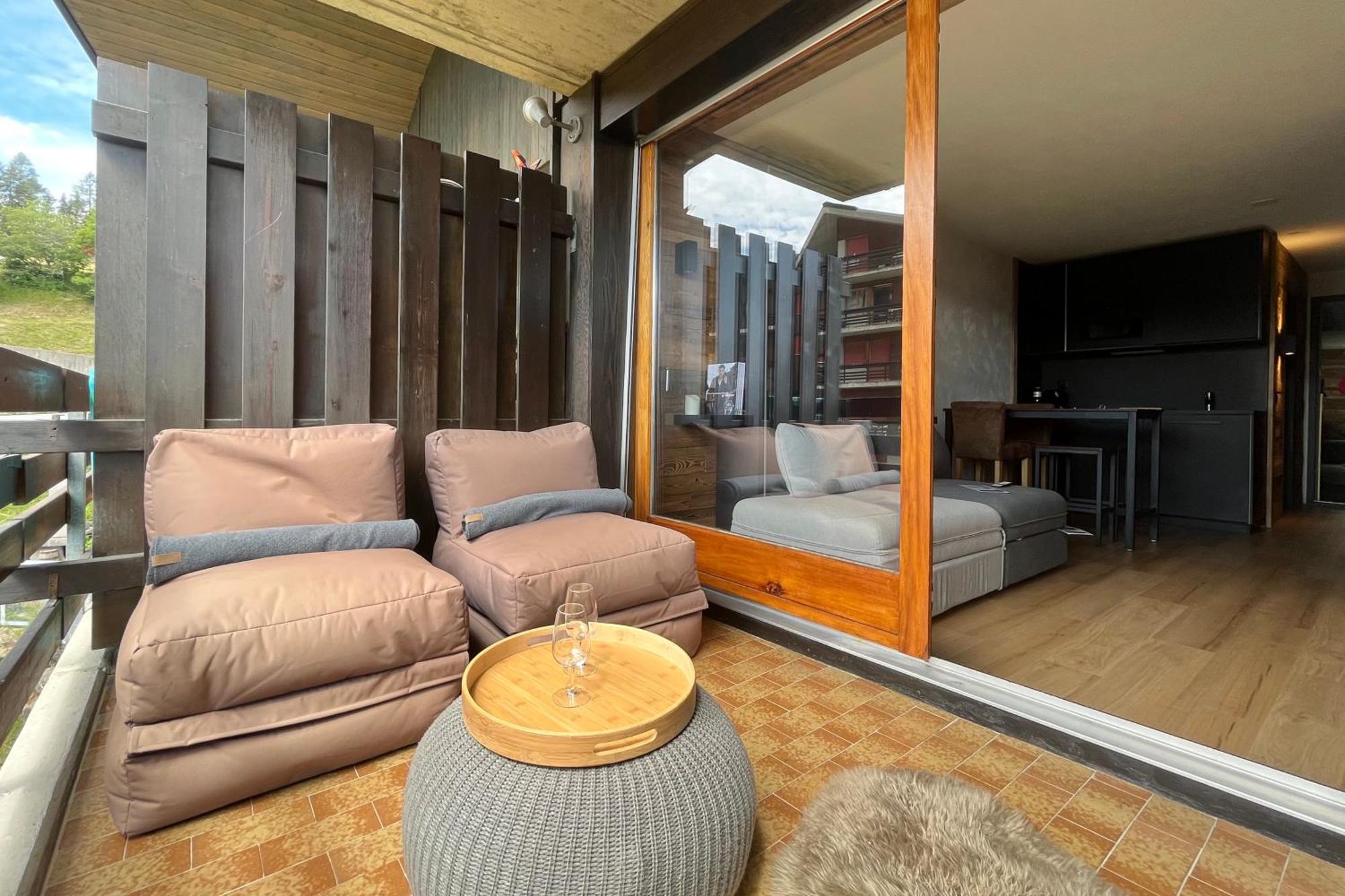 Les Cerfs - Appartement & Studio - Anzère Exteriör bild